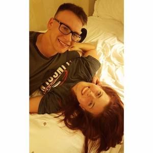 Meet your Posher, Kira